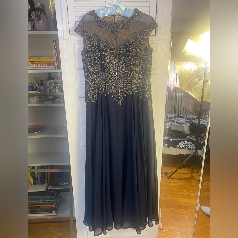 Xscape Womens Embellished Illusion Evening Dress
